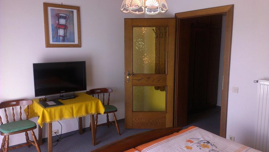 Pension Miklautz Sankt Kanzian am Klopeiner See Oda fotoğraf